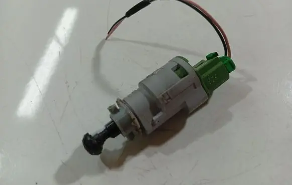 Renault Laguna II Brake pedal sensor switch 8200276360b
