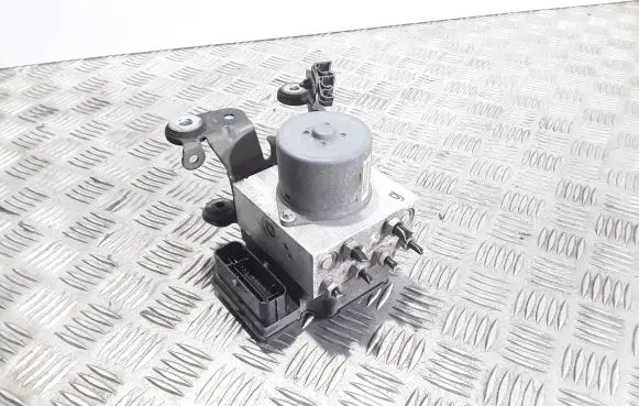 Ford Mondeo MK IV ABS Pump AG912C405FA