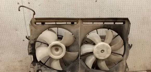 Toyota Avensis T250 Fan set 