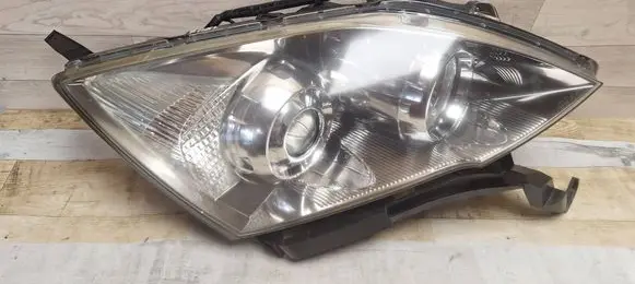 Honda CR-V Headlight/headlamp