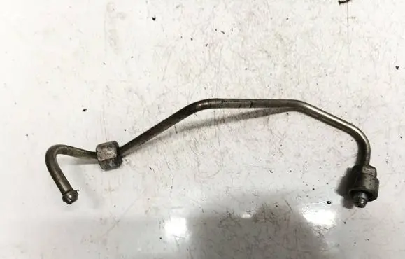 Volvo XC60 Fuel line pipe