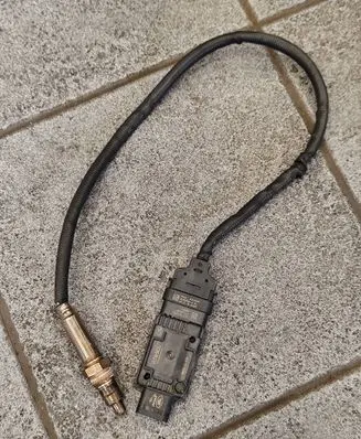 Land Rover Discovery 5 Lambda probe sensor A2C18479000 L8A25J299BC