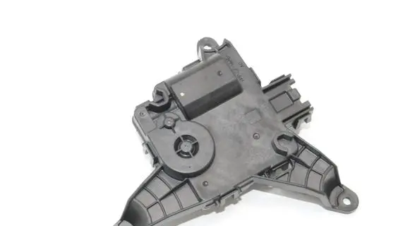Ford Kuga III Intake manifold valve actuator/motor AA1138004790