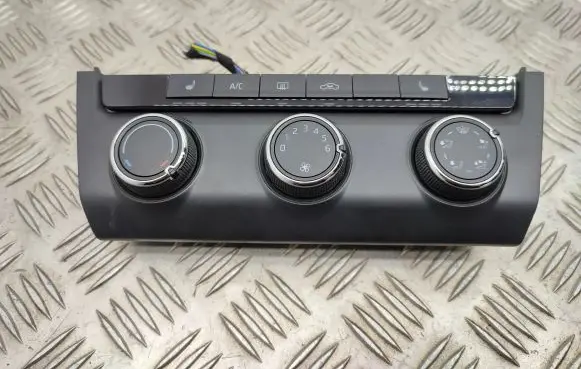 Skoda Octavia Mk3 (5E) Climate control unit 5E0820047E