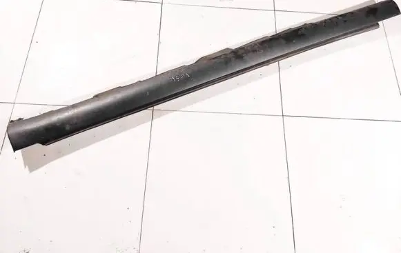 Toyota Avensis T250 Sill 7585105010 75851-05010