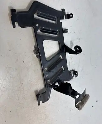 BMW 4 F32 F33 Sound amplifier holder/bracket 9313776 6545 23310110