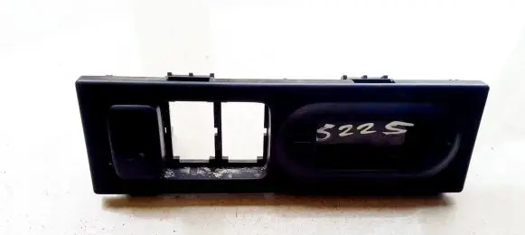 Mazda 323 Screen/display/small screen