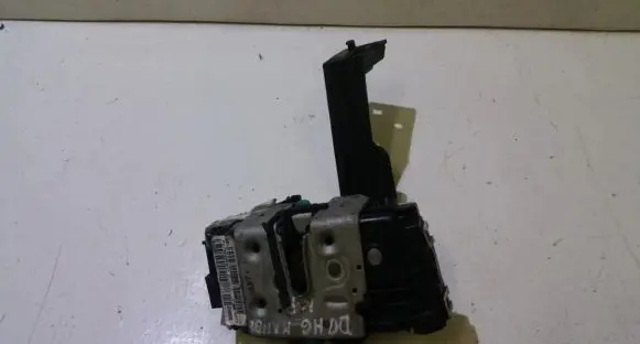Dodge Caliber Front door lock p04589095af