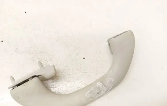 Skoda Octavia Mk2 (1Z) Rear interior roof grab handle 6Y0857607