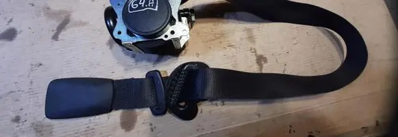BMW 2 F45 Front seatbelt 7313303
