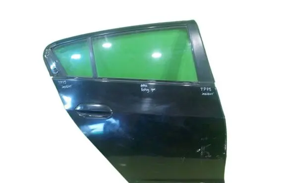 Honda Insight Rear door PRAWE