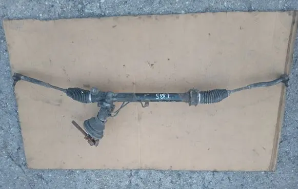 Toyota Yaris Steering rack 96184562