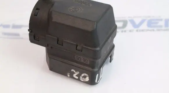 BMW 7 E38 Ignition lock contact 6901961