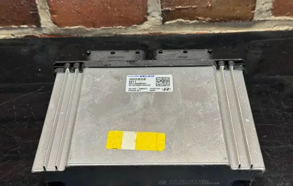 Hyundai Tucson IV NX4 Engine control unit/module 391992M021 LZ0W766L68 00689008L006