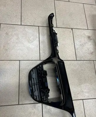 Peugeot 208 I Dashboard center trim panel 