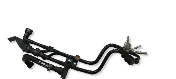 Hyundai i30 Fuel line pipe KIACEEDIII