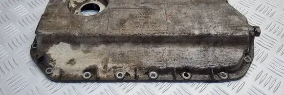 Audi A6 S6 C5 4B Oil sump 078103604