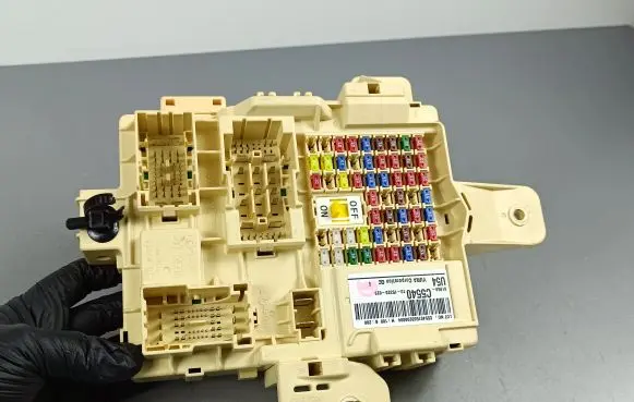 KIA Sorento Fuse module 91950C5540