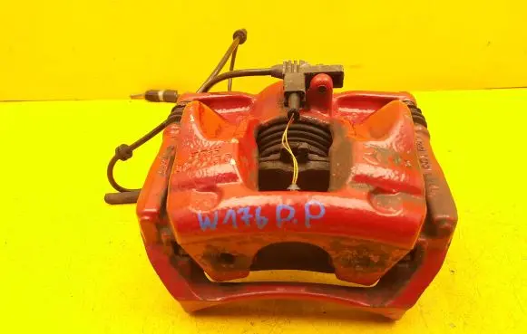 Mercedes-Benz A W176 Front brake caliper