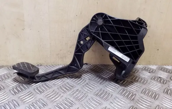 Clutch pedal