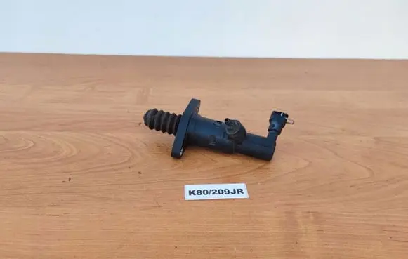 Seat Leon (5F) Clutch slave cylinder 5Q0721261C