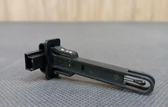 Mercedes-Benz SLK R171 Interior temperature sensor 1718300172 A1718300172