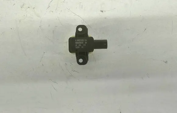 Mercedes-Benz B W246 W242 Airbag deployment crash/impact sensor a1668210351