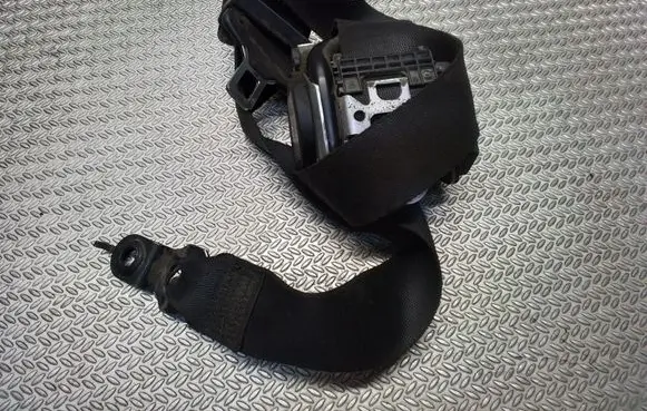 Mercedes-Benz Sprinter W906 Front seatbelt 601384100