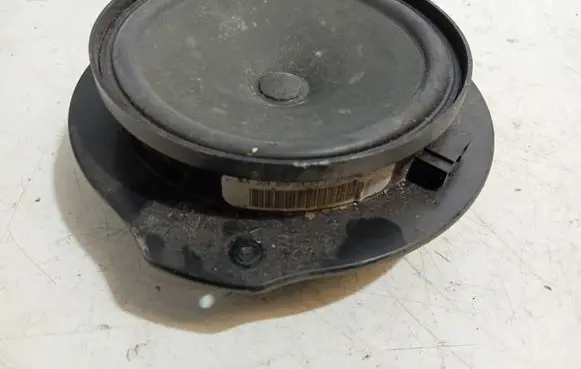 Mercedes-Benz C W204 Front door speaker A2049062401 970498101