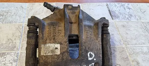 Citroen Berlingo Front brake caliper 0204 Y01132