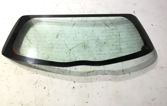Toyota Yaris Rear windscreen/windshield window 