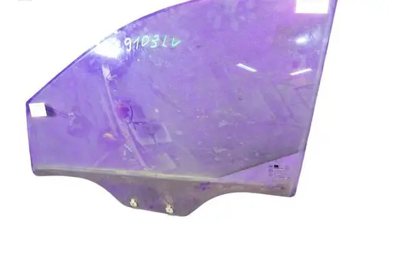 Hyundai Getz Front door window glass four-door 