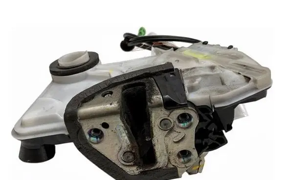 Toyota Aygo AB40 Front door lock