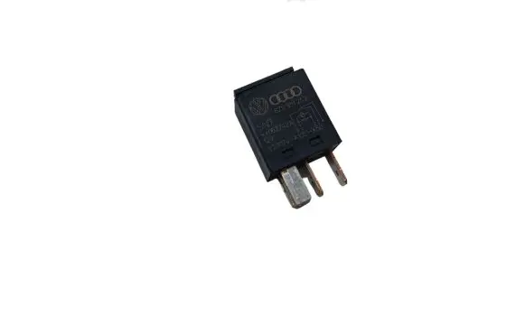 Audi A6 S6 C6 4F Other relay 8Z0951253