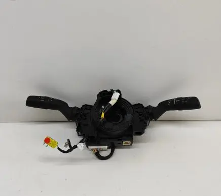 Toyota Yaris Cross Indicator stalk 8432902020