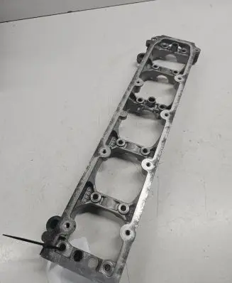 Peugeot 206 Other cylinder head part 9630377610
