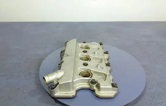Audi A6 S6 C6 4F Rocker cam cover 06E103472N