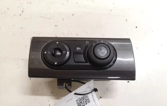 Chevrolet Captiva Wing mirror switch EK9H27