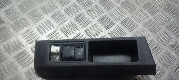 Nissan Micra Wing mirror switch