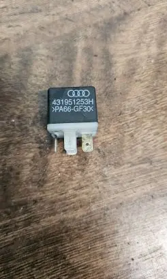 Audi A6 S6 C5 4B Other relay 431951253H PA66GF30