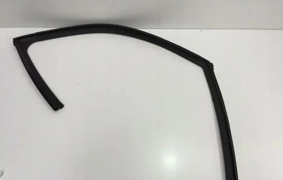 Front door rubber seal