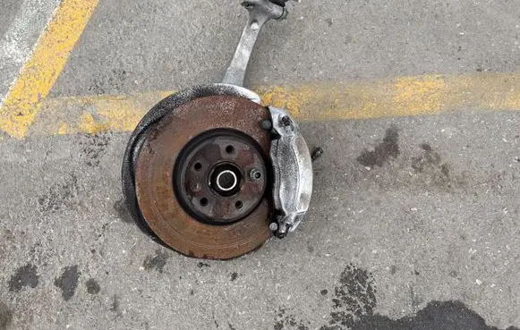 Audi A4 S4 B9 Front wheel hub 8W0407559 8W061531C 8W05BG