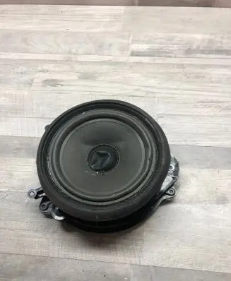 Audi A8 S8 D3 4E Front door speaker 4E0035411 1506121