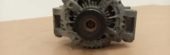Maserati Ghibli Generator/alternator 1042106591 P04801835AB