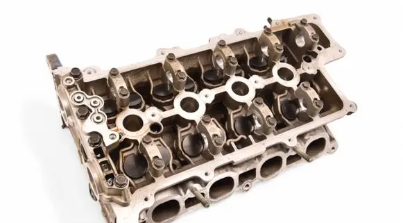 KIA Sportage Engine head 221102B750 150122327 221112B750