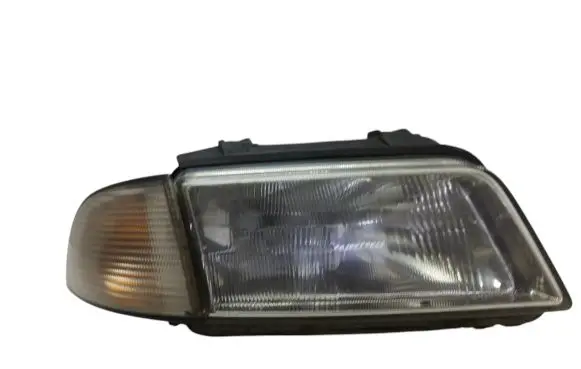 Audi A4 S4 B5 8D Headlight/headlamp 8D0941030B 1307022195
