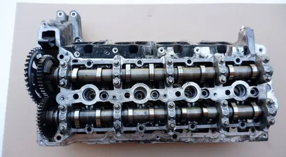 BMW X1 F48 F49 Engine head 85136810500 3679373 55734001