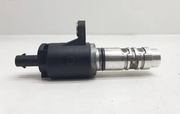 Skoda Octavia Mk4 Camshaft vanos timing valve 04E906455AC