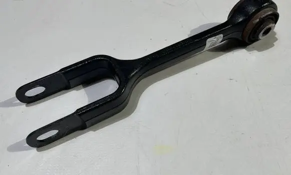 Ford Explorer Rear suspension control arm DB53-5A972-FA