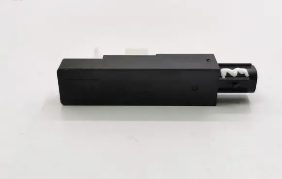 Mazda 3 II Aerial antenna amplifier KD45676NXA X1T60671